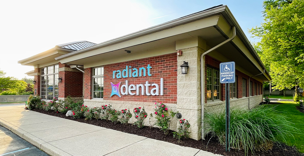 Exterior of Radiant Dental office in Farmington Hills